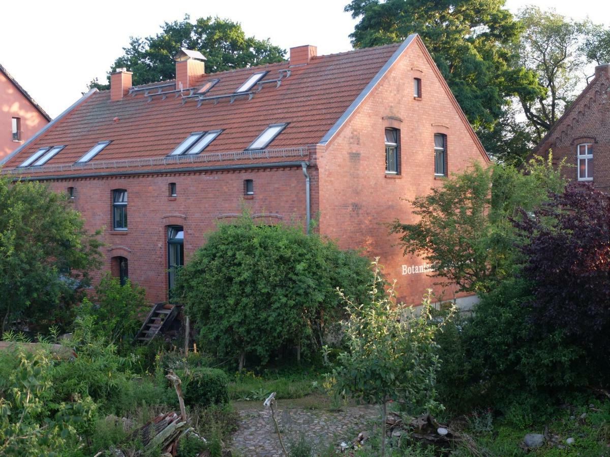 Botanische Botschaft Apartment *